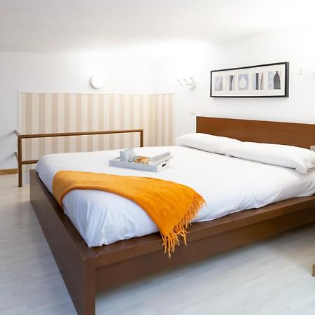 Apartamentos Puerta Del Sol I Madrid Exterior foto