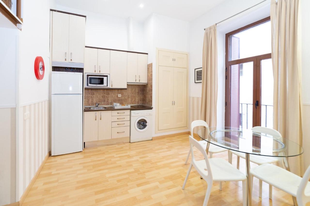 Apartamentos Puerta Del Sol I Madrid Exterior foto